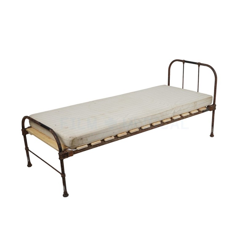 Rusted Bed 